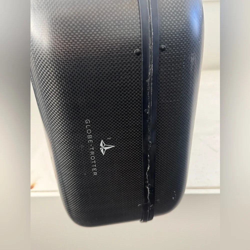 Globe-Trotter Carbon Fiber Hard Shell Carry Case Briefcase in Black